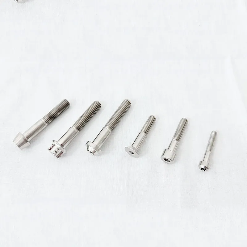 Болты из титанового сплава 1